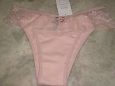 TANGA EM COTTON COM RENDA